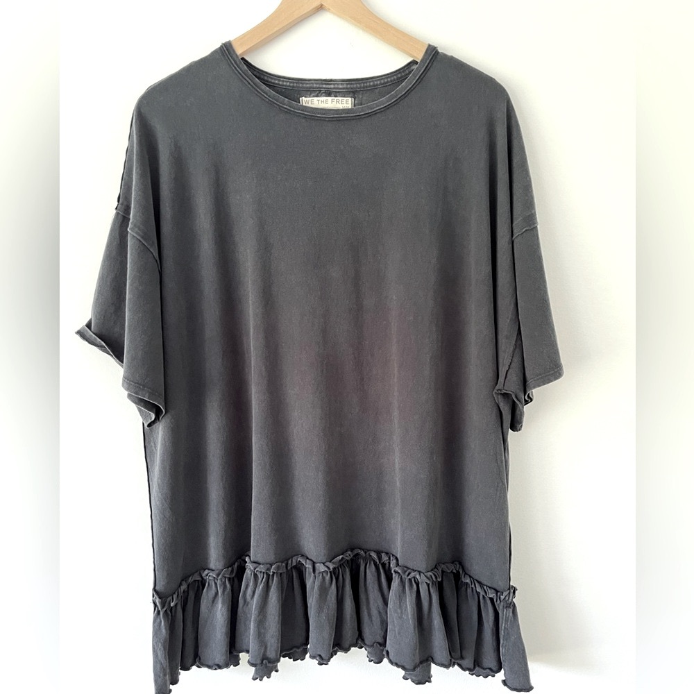 NWOT Free People We The Free Why Yes Tee in Black - size M